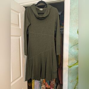 Athleta green jersey knit cowl neck dress, extra small